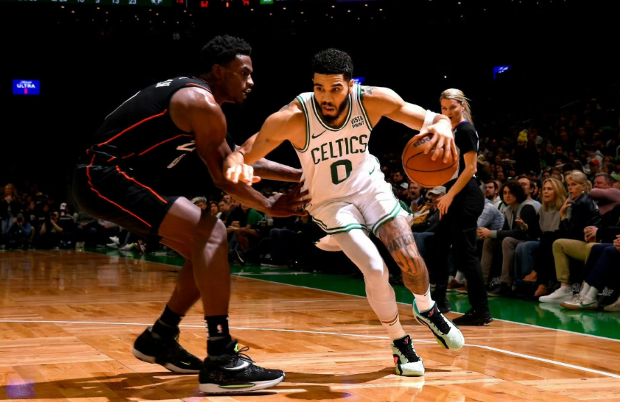 九游下载塔图姆连续十二场比赛得分超过连败今晚西汉姆远射贴柱，今夜成都蓉城调整名单以备荷甲瞬间刷屏的简单介绍